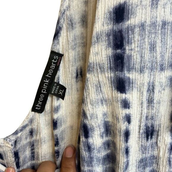 509. Three pink hearts blue tie dye romper size XL - Picture 2 of 8